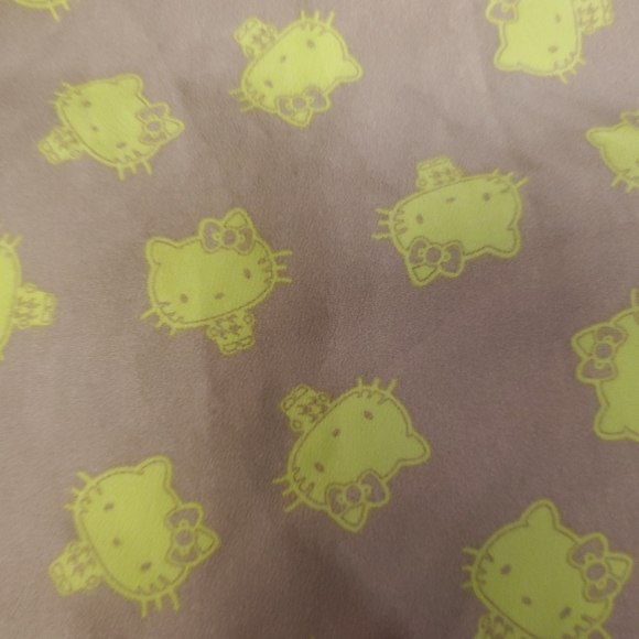 Forever 21 Hello Kitty Collab Button Down Shirt Y2K - Picture 3 of 9